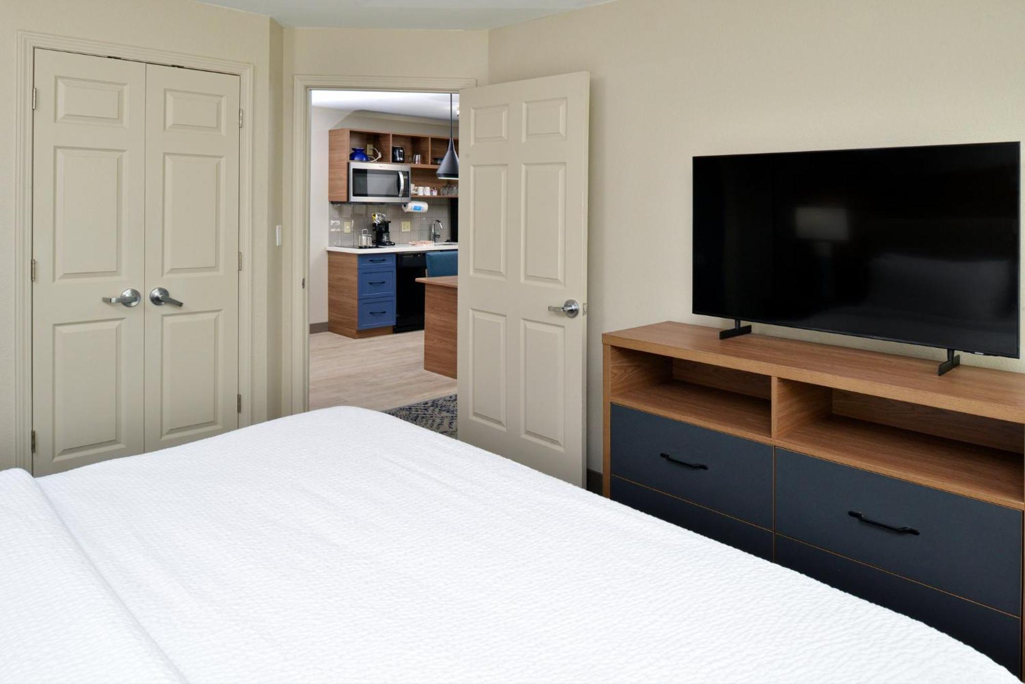 Candlewood Suites Kansas City Northeast By Ihg Exterior photo