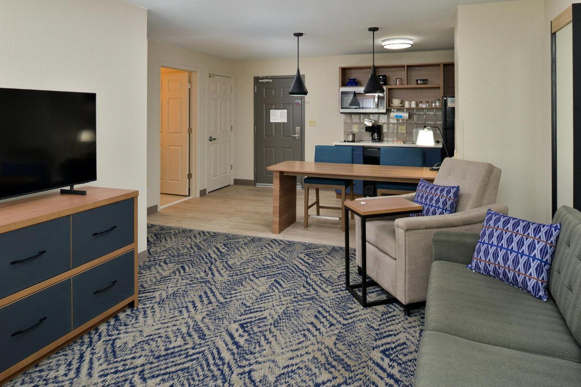 Candlewood Suites Kansas City Northeast By Ihg Exterior photo