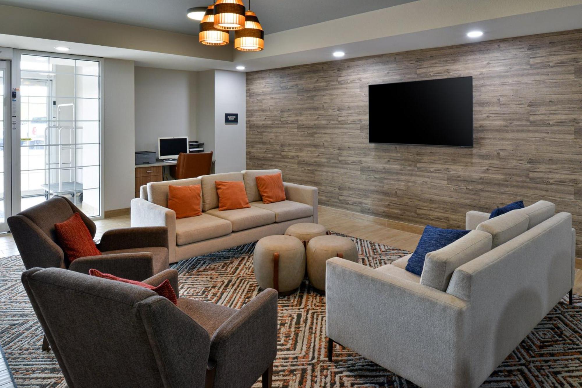Candlewood Suites Kansas City Northeast By Ihg Exterior photo