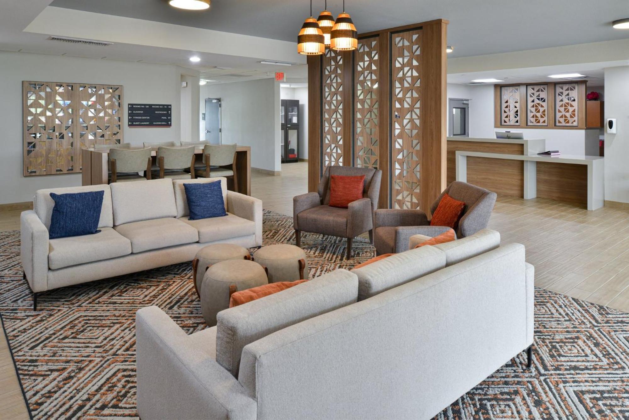 Candlewood Suites Kansas City Northeast By Ihg Exterior photo